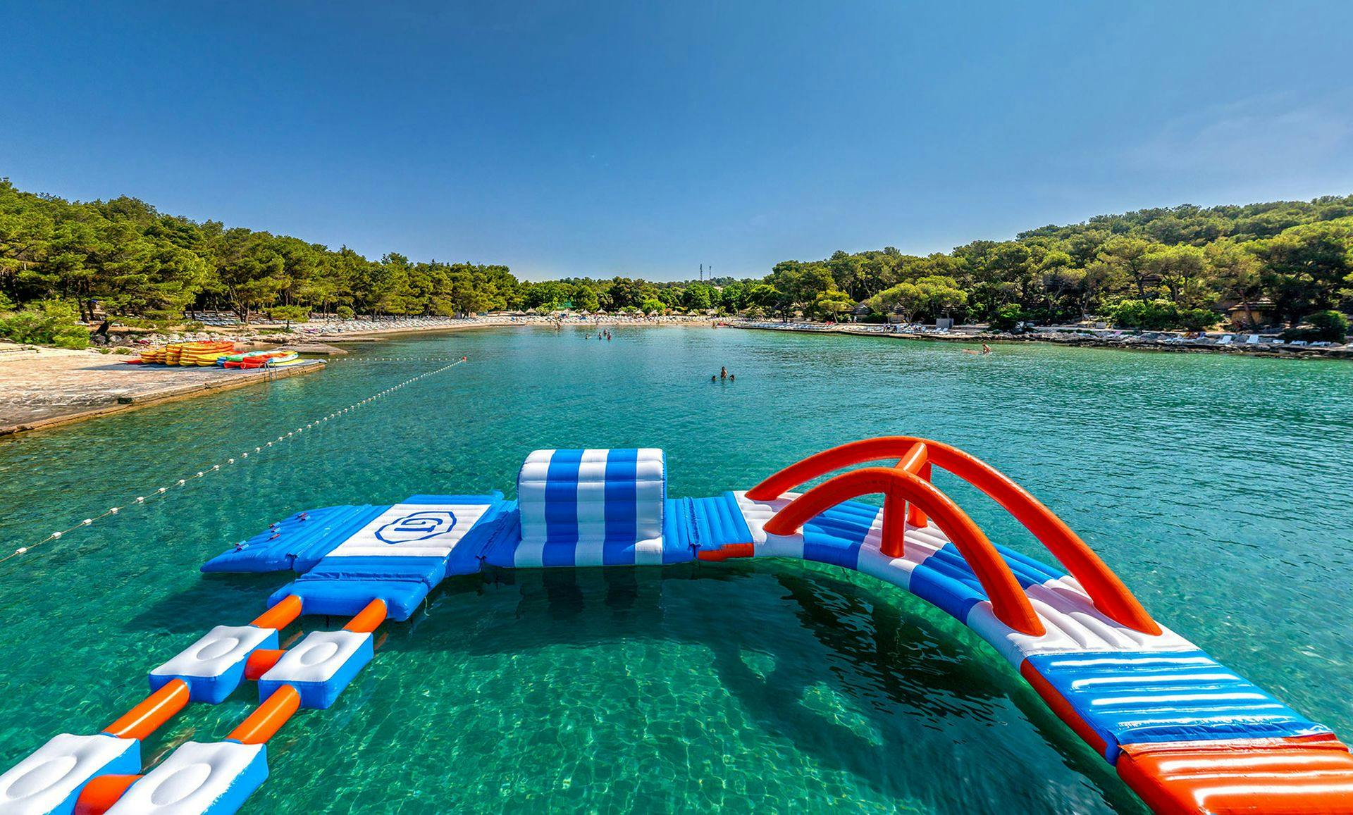 Pine Beach Pakoštane - All inclusive light odmor uz sport i prirodu